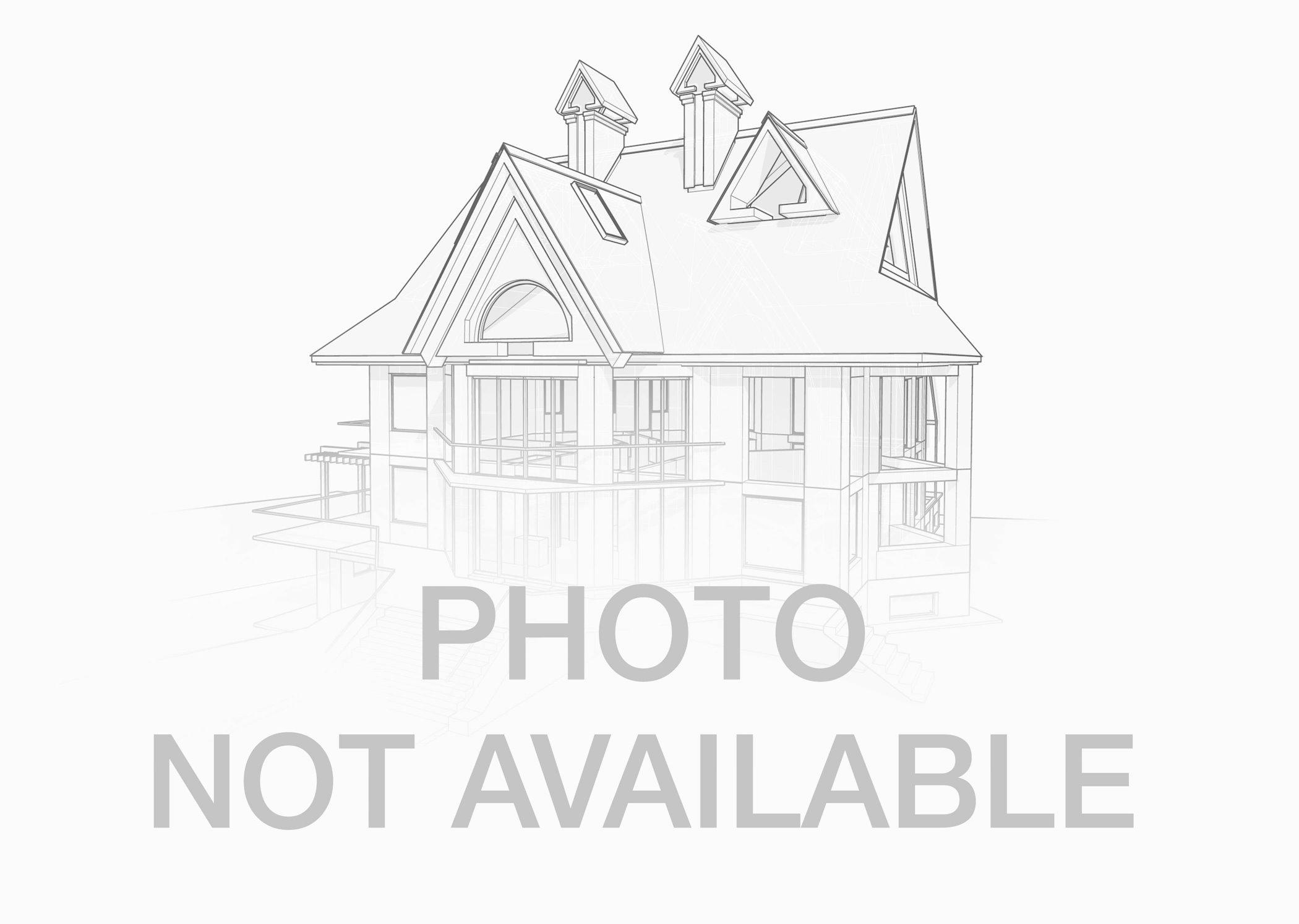 1555 N Dearborn Parkway 